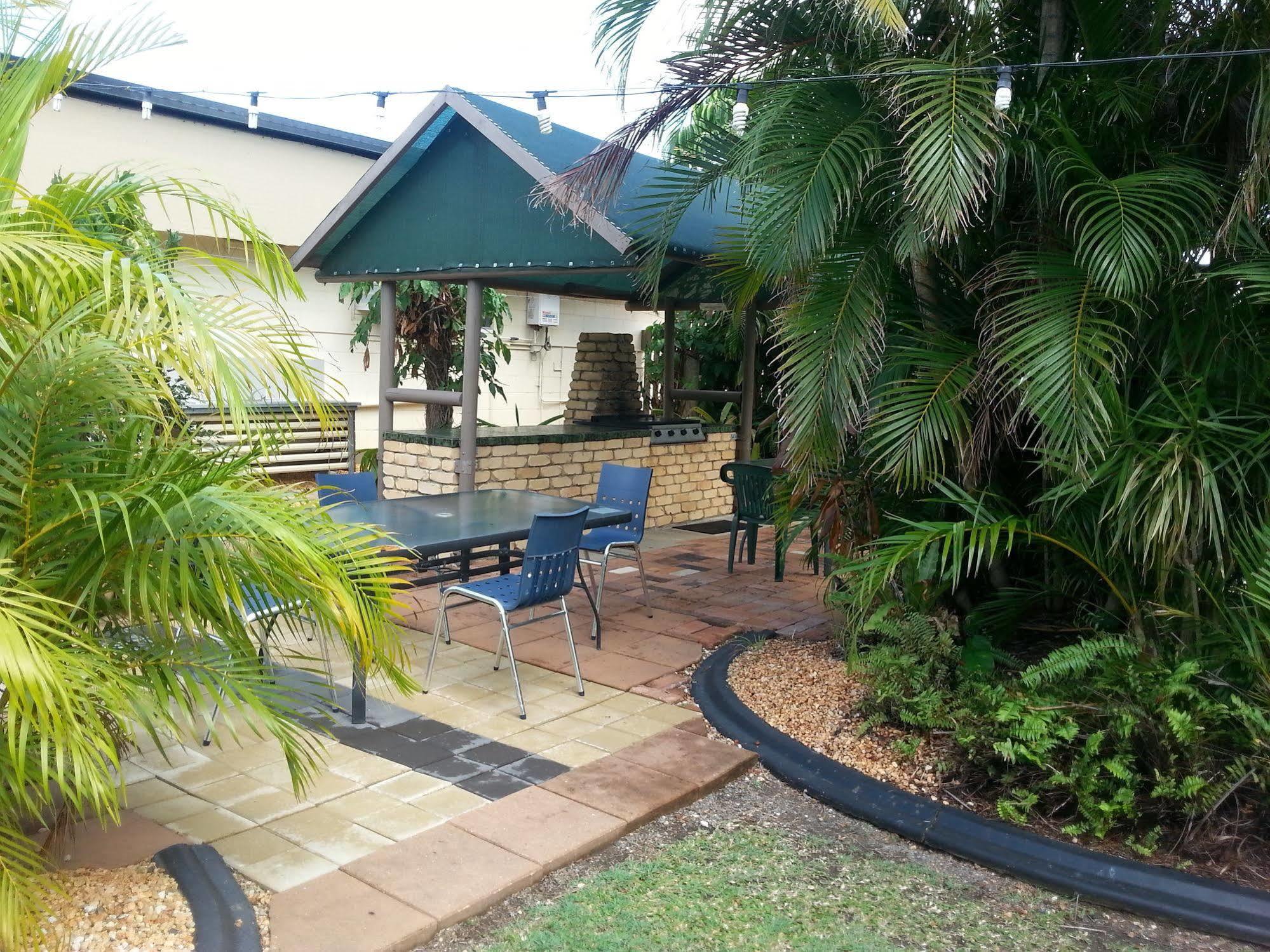 Golden Fountain Motel Rockhampton Exterior foto